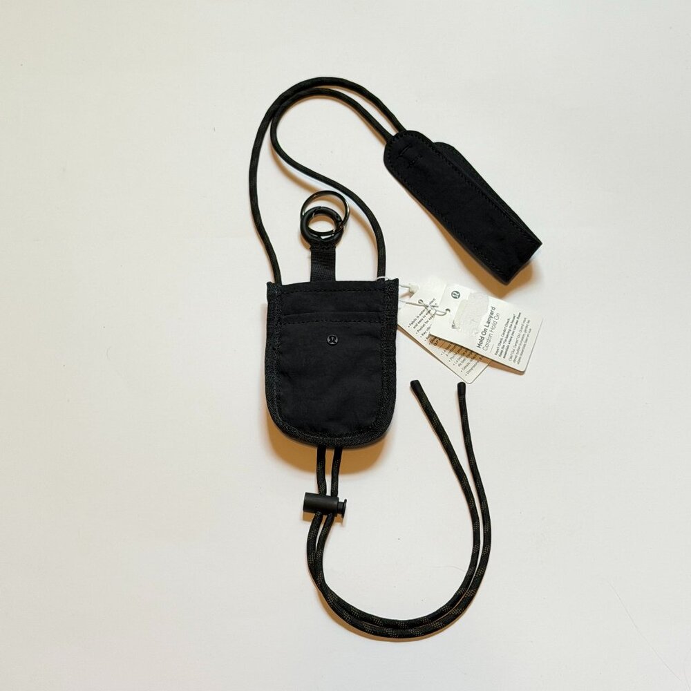 NWT Lululemon Hold On Lanyard in Black